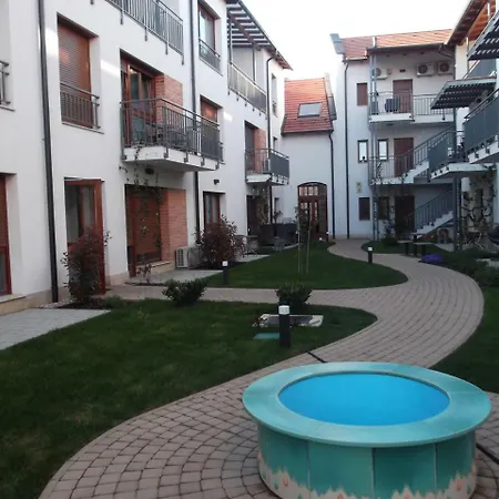 Cozy Flat In Pecs, Absolute Center Апартаменты Печ